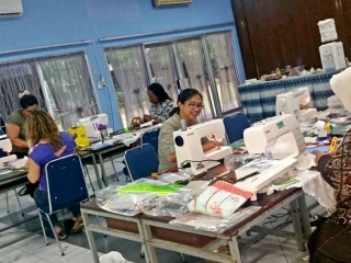 Working in the class room Working in the class room